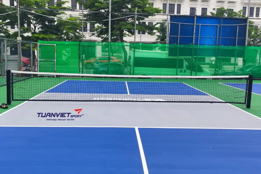Lưới Pickleball l&agrave; g&igrave;? Ti&ecirc;u chuẩn k&iacute;ch thước v&agrave; vai tr&ograve; trong thi đấu