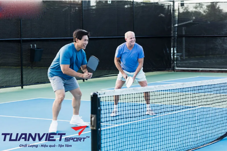 Người cao tuổi cần lưu ý gì khi chơi pickleball?