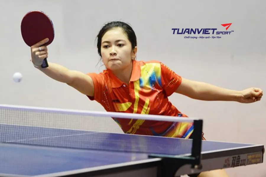 Người mới chơi b&oacute;ng b&agrave;n n&ecirc;n chọn gi&agrave;y JOOLA thế n&agrave;o? Hướng dẫn chi tiết từ A-Z