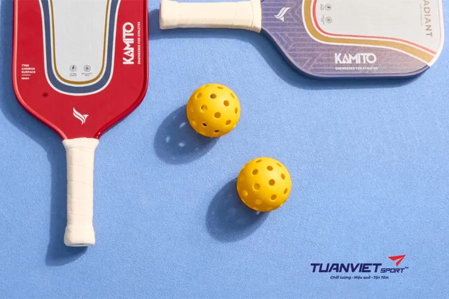 Nhiệt độ ảnh hưởng thế nào đến độ bền và hiệu suất của bóng Pickleball?