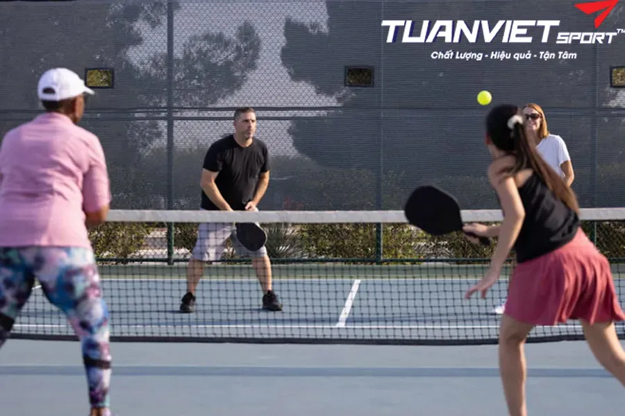 Pickleball có khó không? Lời giải đáp cho người mới bắt đầu