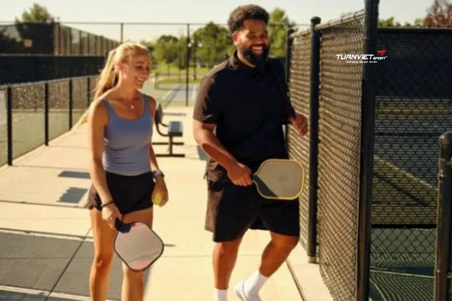 Pickleball có làm giảm ham muốn chuyện ấy? Sự thật khoa học