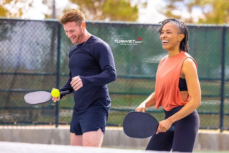 Pickleball có làm giảm ham muốn chuyện ấy? Sự thật khoa học