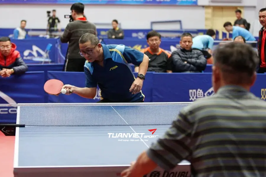 So sánh luật bóng bàn ITTF và luật thi đấu phong trào Điểm giống và khác nhau