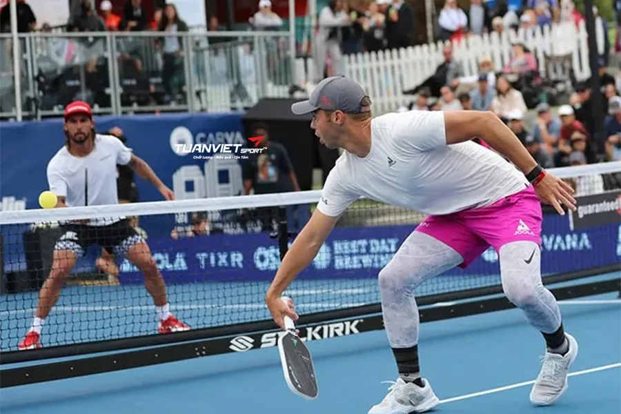 Tổng hợp các quy định về thời gian hội ý và nghỉ trong Pickleball