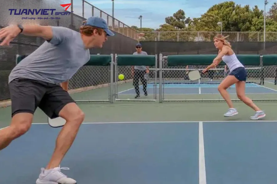 Từ Vựng Pickleball Quan Trọng Bạn Cần Biết