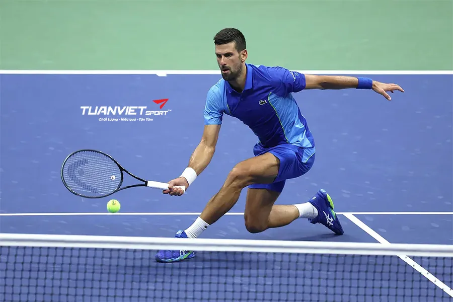 TYPTI với Tennis: Môn nào dễ chơi hơn, ít tốn sức hơn và phù hợp với ai?