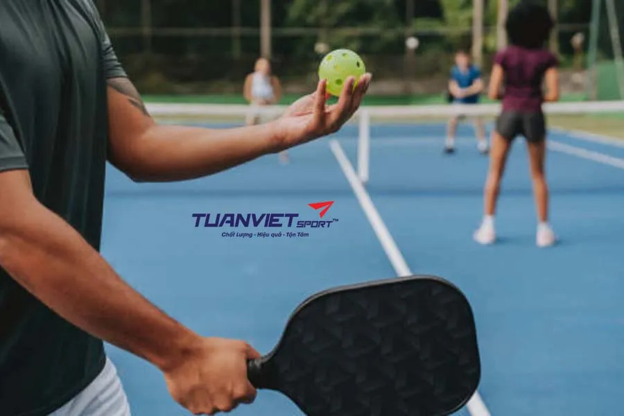 Vì sao chơi Pickleball lại gây đau cổ tay? Nguyên nhân và cách phục hồi