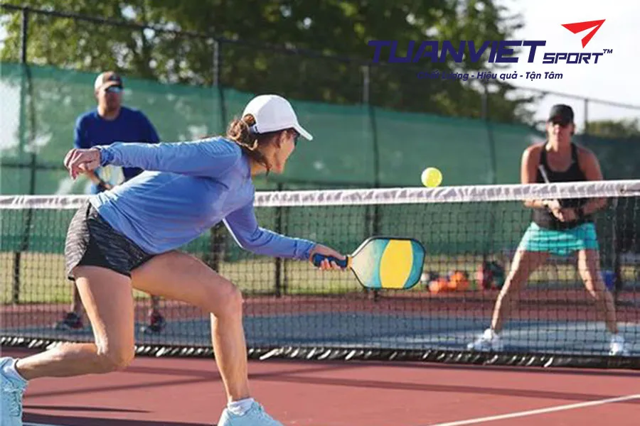 5 Bí Quyết Khắc Phục Lỗi Đánh Bóng Ra Ngoài Trong Pickleball