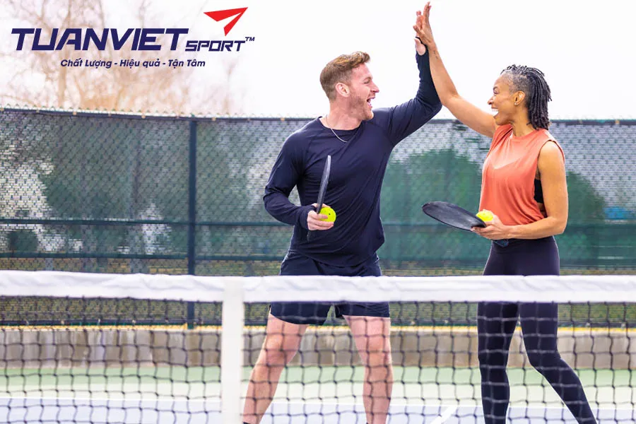 9 Cách Phòng Thủ Trong Pickleball Giúp Bạn Lội Ngược Dòng Trận Đấu