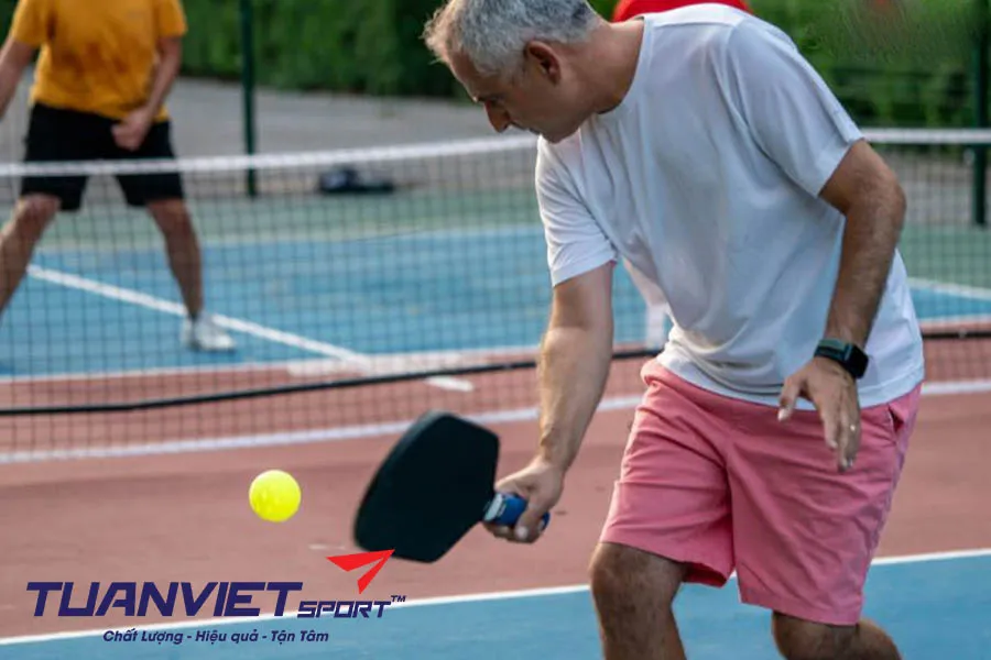 9 Cách Phòng Thủ Trong Pickleball Giúp Bạn Lội Ngược Dòng Trận Đấu