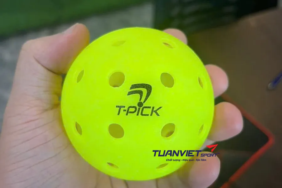 bóng pickleball TPick của Tuấn Việt Sport