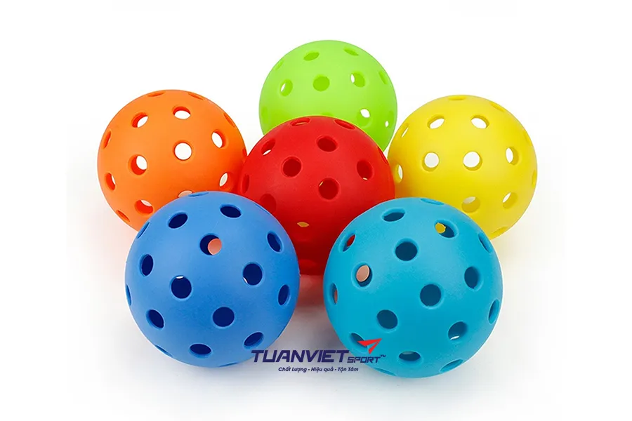 Bóng pickleball phân khúc giá rẻ - Các loại bóng pickleball phổ biến