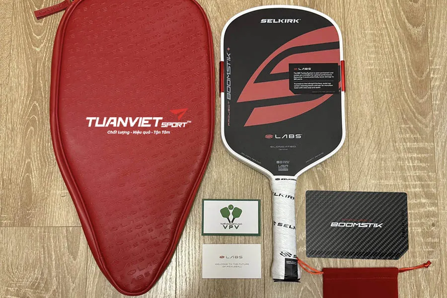 Đánh giá toàn diện vợt Pickleball Boomstik Sức mạnh bùng nổ từ Selkirk