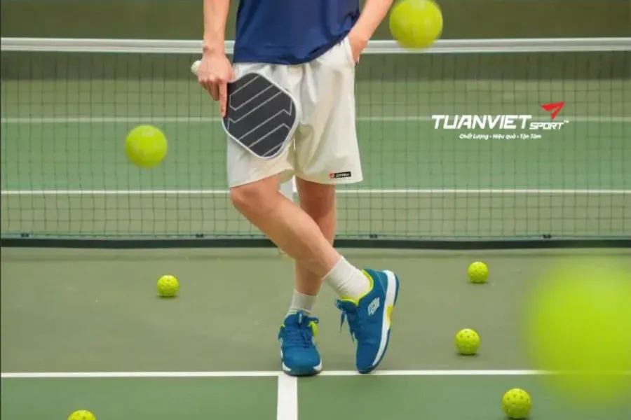 Giày Pickleball Cho Nam Nên Chọn Loại Nào Để Chơi Bền và Ít Chấn Thương