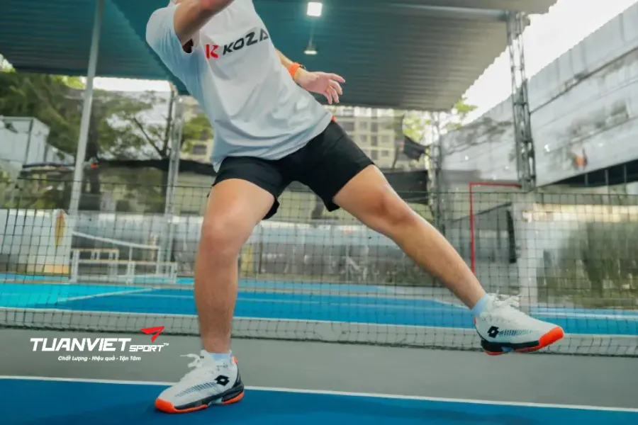 Top Gi&agrave;y Pickleball Tốt Nhất Hiện Nay &ndash; Đ&aacute;ng Mua Nhất 2026