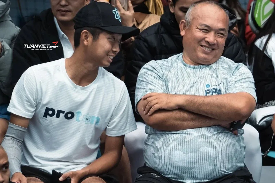 Ai đứng sau kỳ tích của thần đồng pickleball Quang Dương