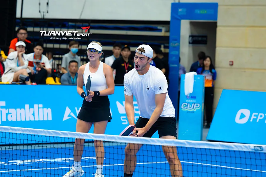 Anna Leigh Waters và Ben Johns thống trị bán kết PPA Asia 1000 tại Hà Nội