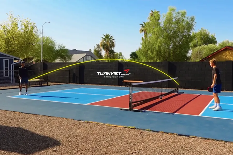C&aacute;ch Anna Bright d&ugrave;ng backhand flick thống trị s&acirc;n chơi pickleball