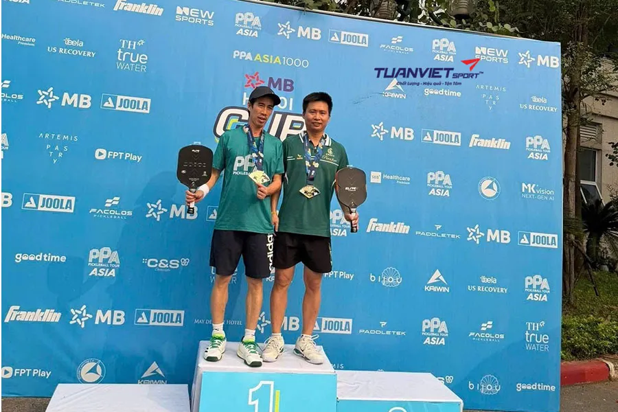 "Cú ăn 5" gây chấn động tại PPA Hanoi Cup của tay vợt Phan Sỹ Hùng