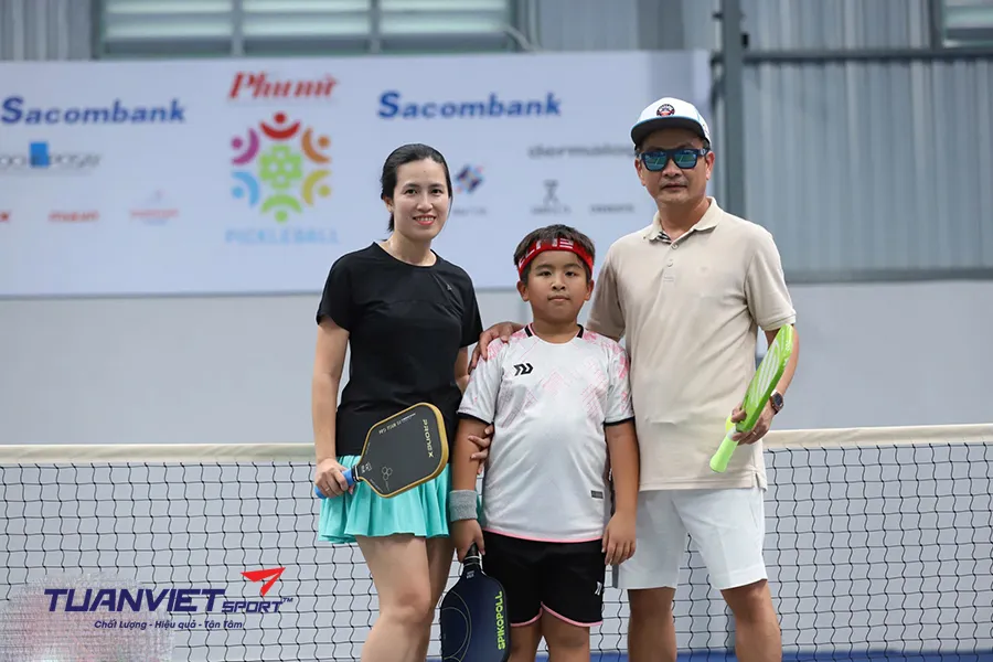 Cùng con chơi Pickleball: Hoạt động cuối tuần đầy ý nghĩa cho các ông bố