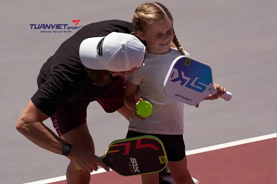 Cùng con chơi Pickleball: Hoạt động cuối tuần đầy ý nghĩa cho các ông bố