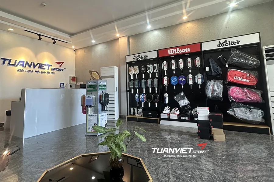 Facolos gửi hơn 142 triệu đồng đến MTTQ Việt Nam sau sự kiện từ thiện cùng HLV Marcel Chan