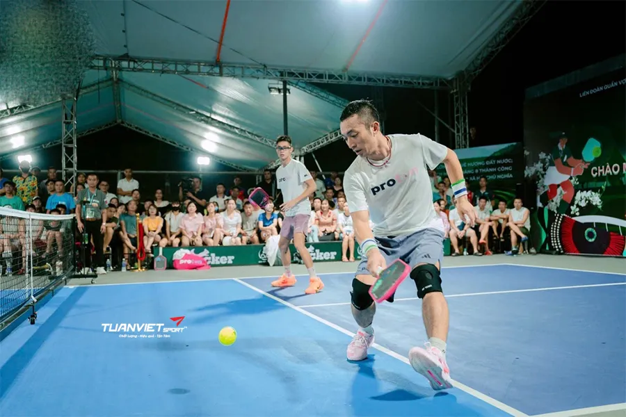 Giải m&atilde; sức h&uacute;t của Phong Coca gương mặt v&agrave;ng đang g&acirc;y sốt cộng đồng Pickleball