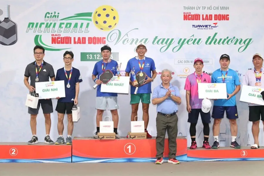 Giải Pickleball “Vòng tay yêu thương” Báo Người Lao Động 2025 khép lại đầy cảm xúc