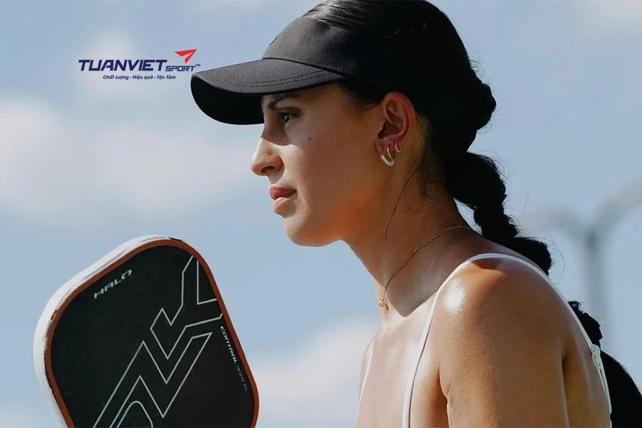 Hot girl pickleball Parris Todd bị phạt 1,3 tỷ đồng v&igrave; vi phạm hợp đồng UPA