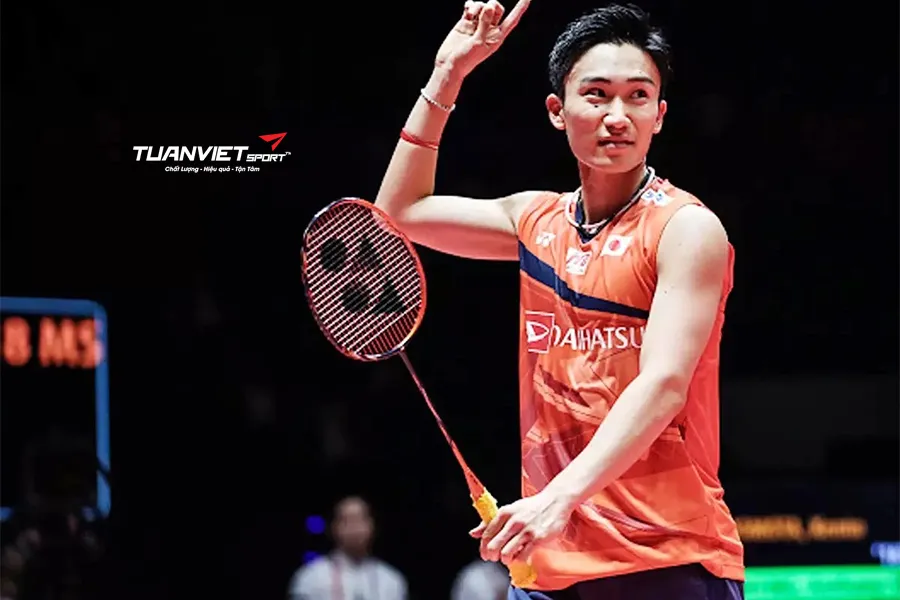Kento Momota từ tay vợt vượt kh&oacute; đến huyền thoại cầu l&ocirc;ng lập kỷ lục Guinness