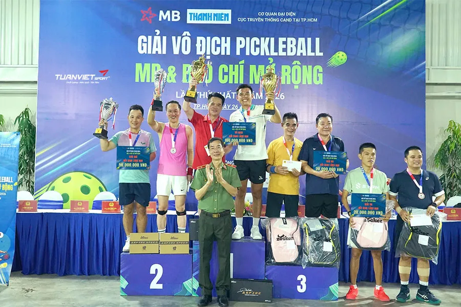 L&yacute; Ho&agrave;ng Nam v&ocirc; địch giải pickleball MB v&agrave; B&aacute;o ch&iacute; 2026 tại TP HCM