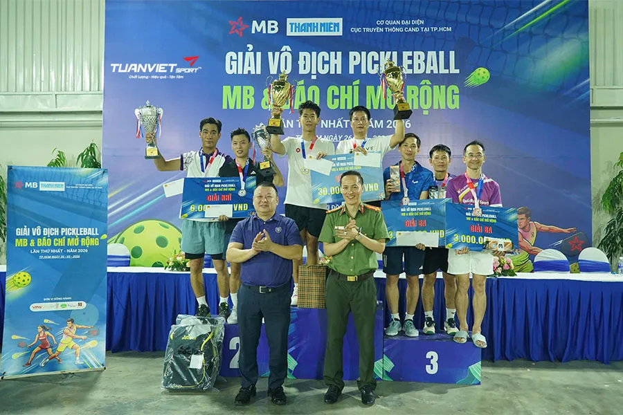 L&yacute; Ho&agrave;ng Nam v&ocirc; địch giải pickleball MB v&agrave; B&aacute;o ch&iacute; 2026 tại TP HCM