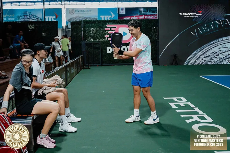Nghĩa cử đẹp của á quân Phúc Huỳnh tại D-Joy Vietnam Masters 2025