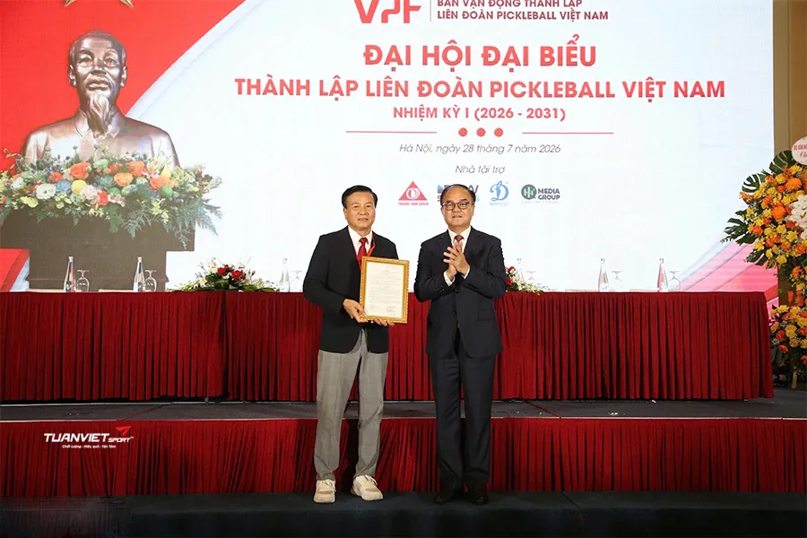 &Ocirc;ng L&ecirc; Văn Th&agrave;nh ch&iacute;nh thức trở th&agrave;nh T&acirc;n Chủ tịch Li&ecirc;n đo&agrave;n Pickleball Việt Nam