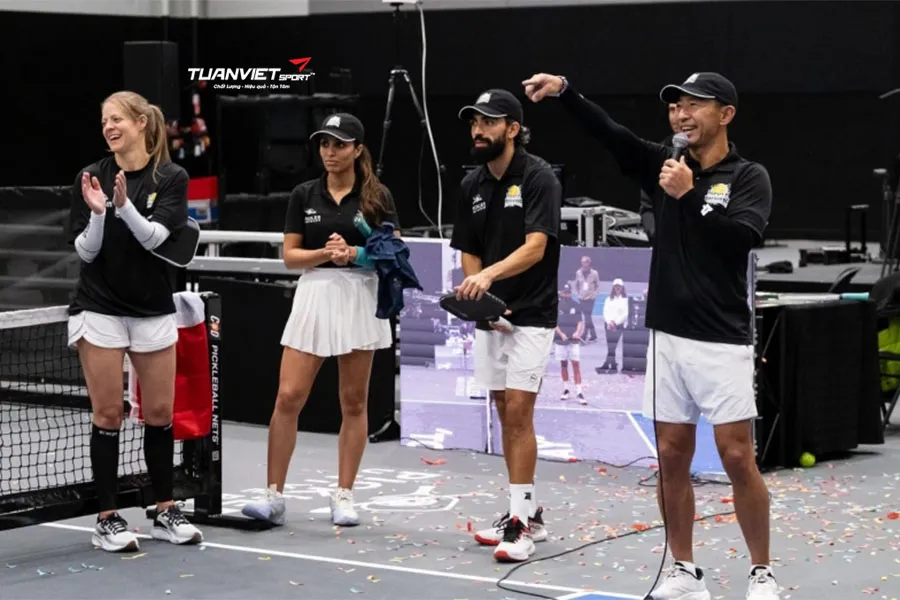 Pickle Breakers lập kỳ tích 49 giờ thi đấu pickleball không nghỉ