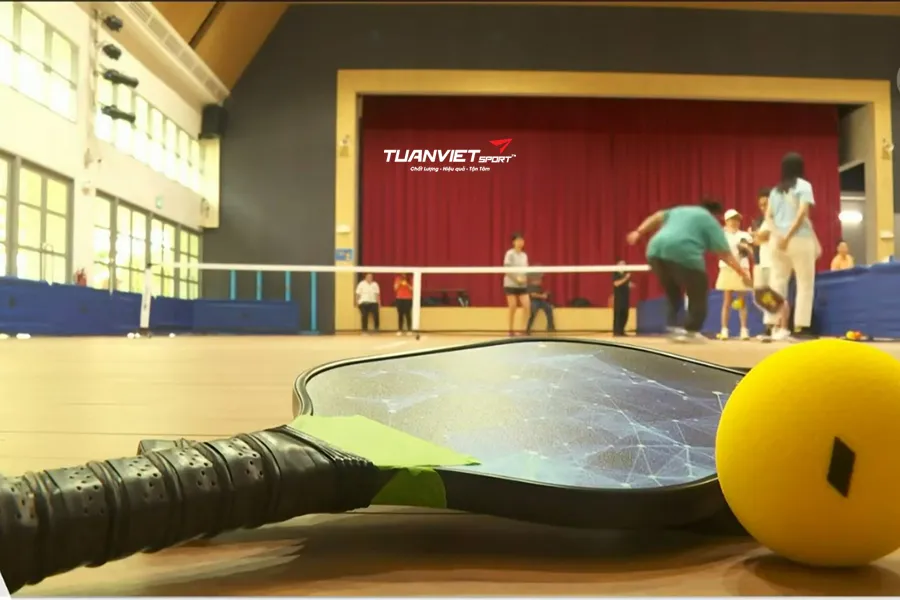 Singapore thử nghiệm b&oacute;ng pickleball bằng xốp để giảm tiếng ồn đ&ocirc; thị