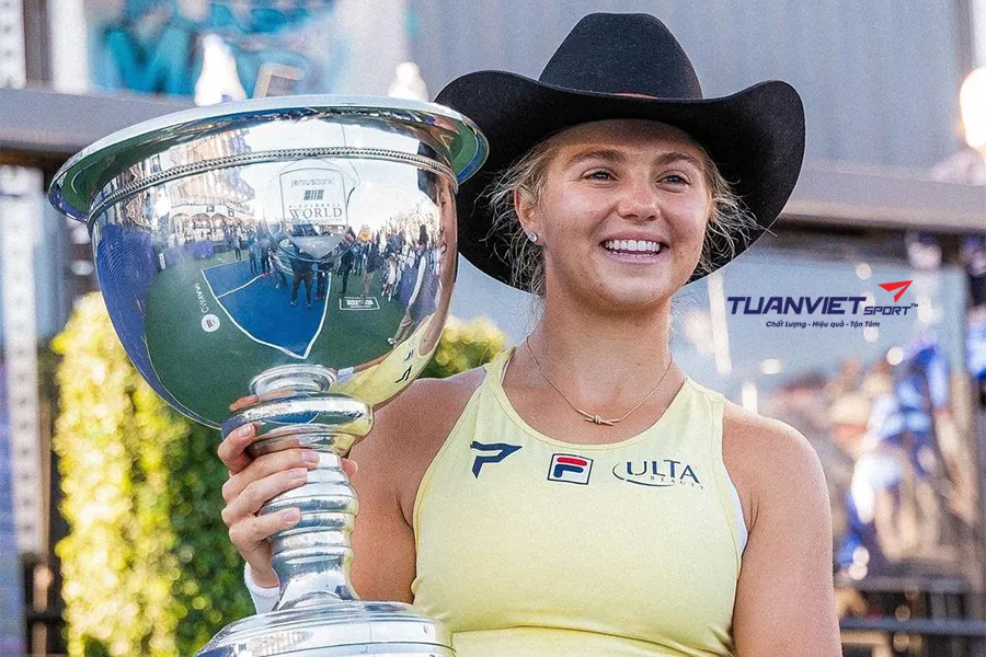 Tay vợt pickleball Anna Leigh Waters 18 tuổi lập kỷ lục vô tiền khoáng hậu với 168 danh hiệu