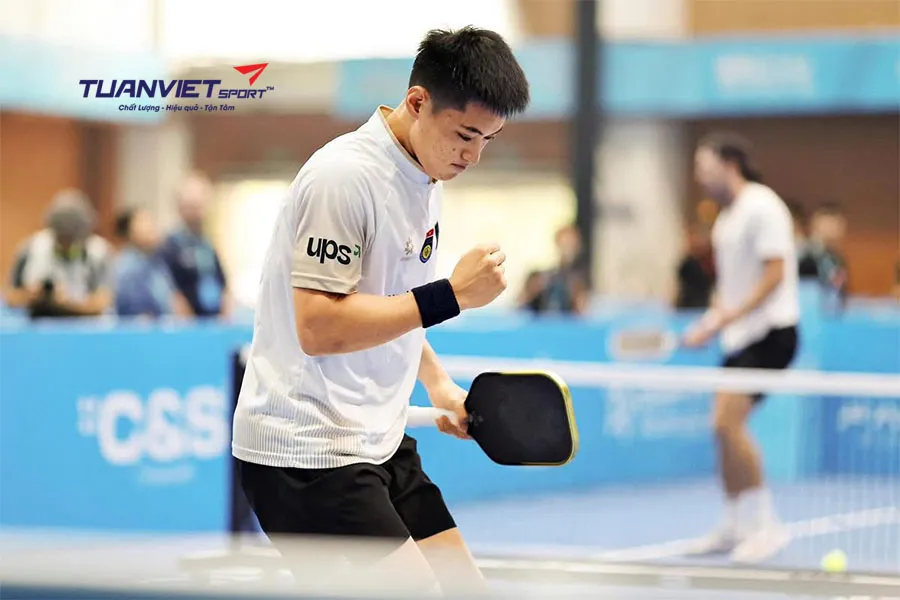 Trương Vinh Hiển đ&aacute;nh bại Staksrud PPA Tour Asia v&agrave;o chung kết đơn nam