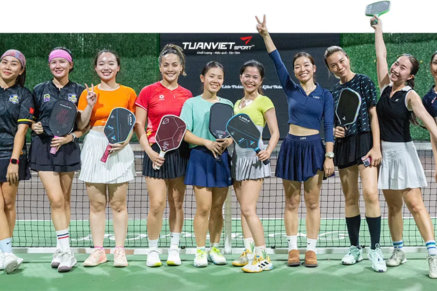 Tự tổ chức trận pickleball cùng bạn bè: Dễ dàng và không tốn kém